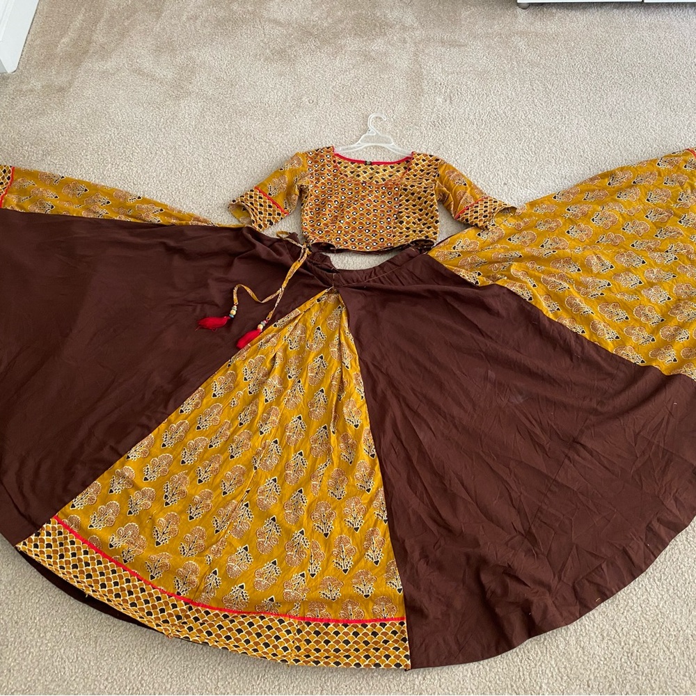 Indian traditional clothes